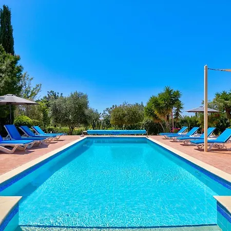 4 Bedroom Kellia With Private Pool, Aphrodite Hills Villa Kouklia
