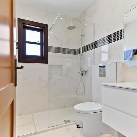 Villa 4 Bedroom Kellia With Private Pool, Aphrodite Hills