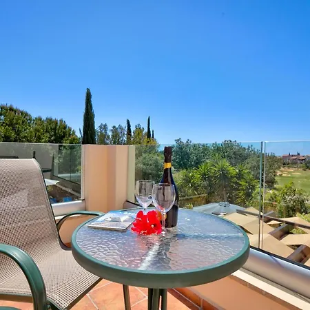 4 Bedroom Kellia With Private Pool, Aphrodite Hills Villa *