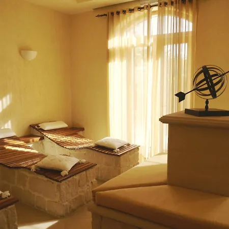 4 Bedroom Kellia With Private Pool, Aphrodite Hills